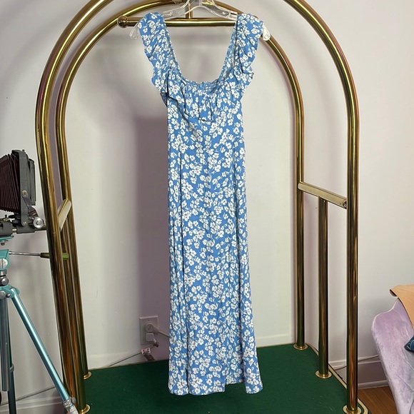 Reformation | Blue Bondi Ruffled Floral-print Crepe De Chine Midi Dress - Picture 5 of 12